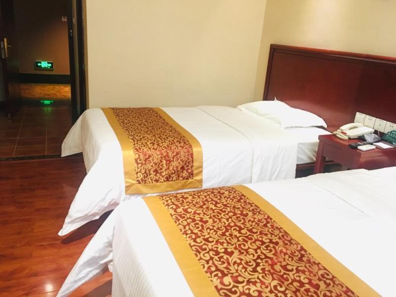 Greentree Inn High Tech Changzhi Road Subway Station Business Hotel Taiyuan  Bagian luar foto