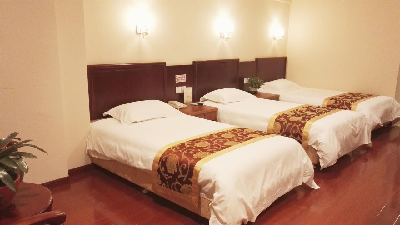 Greentree Inn High Tech Changzhi Road Subway Station Business Hotel Taiyuan  Bagian luar foto