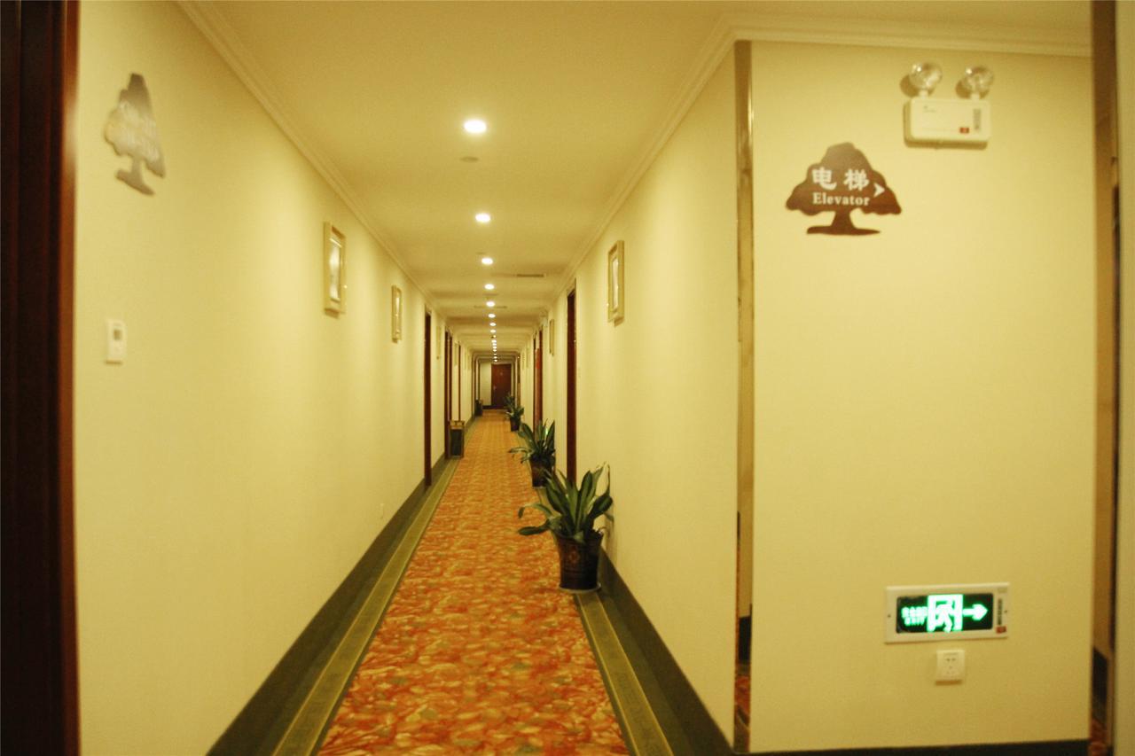 Greentree Inn High Tech Changzhi Road Subway Station Business Hotel Taiyuan  Bagian luar foto