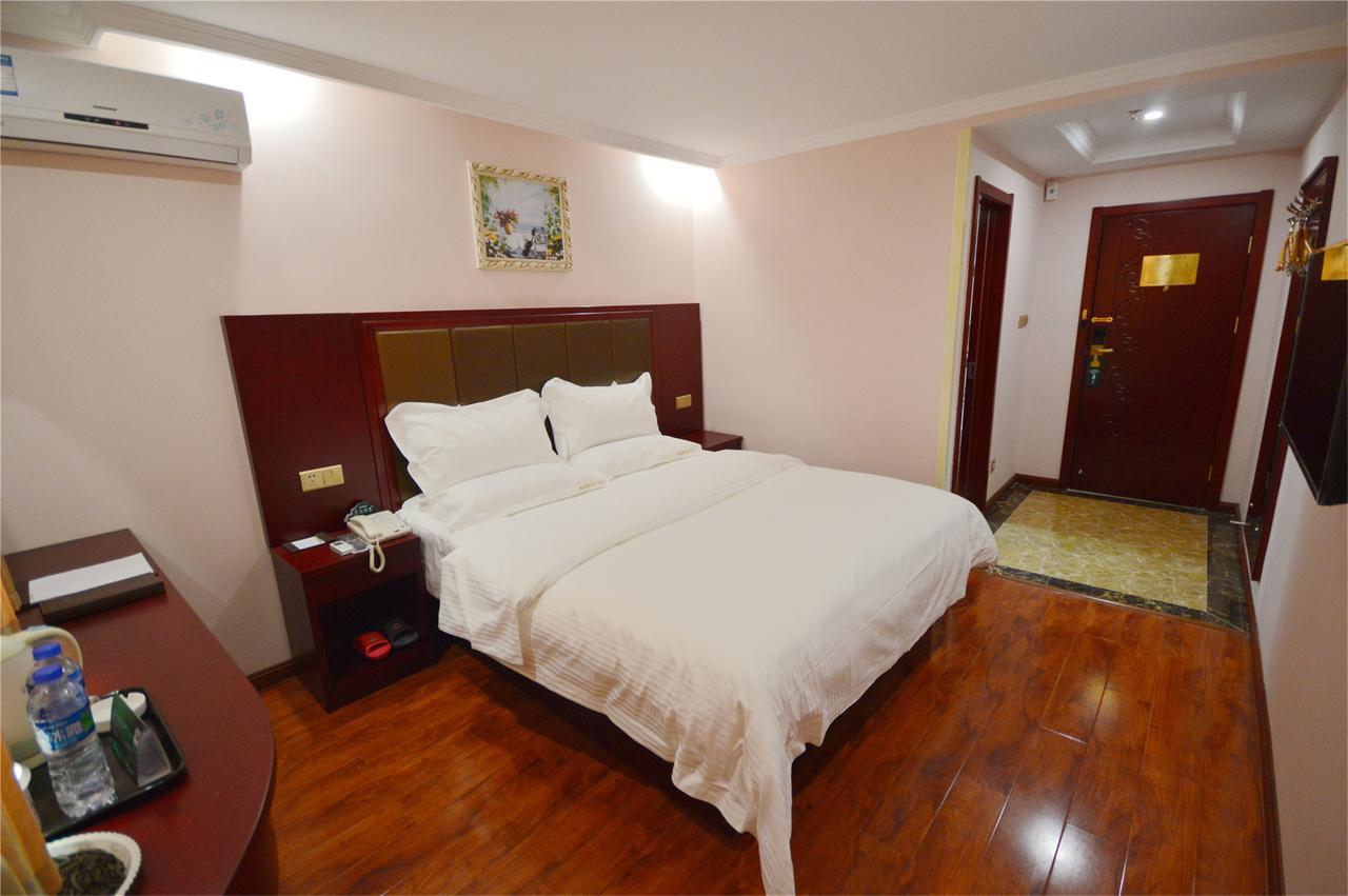 Greentree Inn High Tech Changzhi Road Subway Station Business Hotel Taiyuan  Bagian luar foto