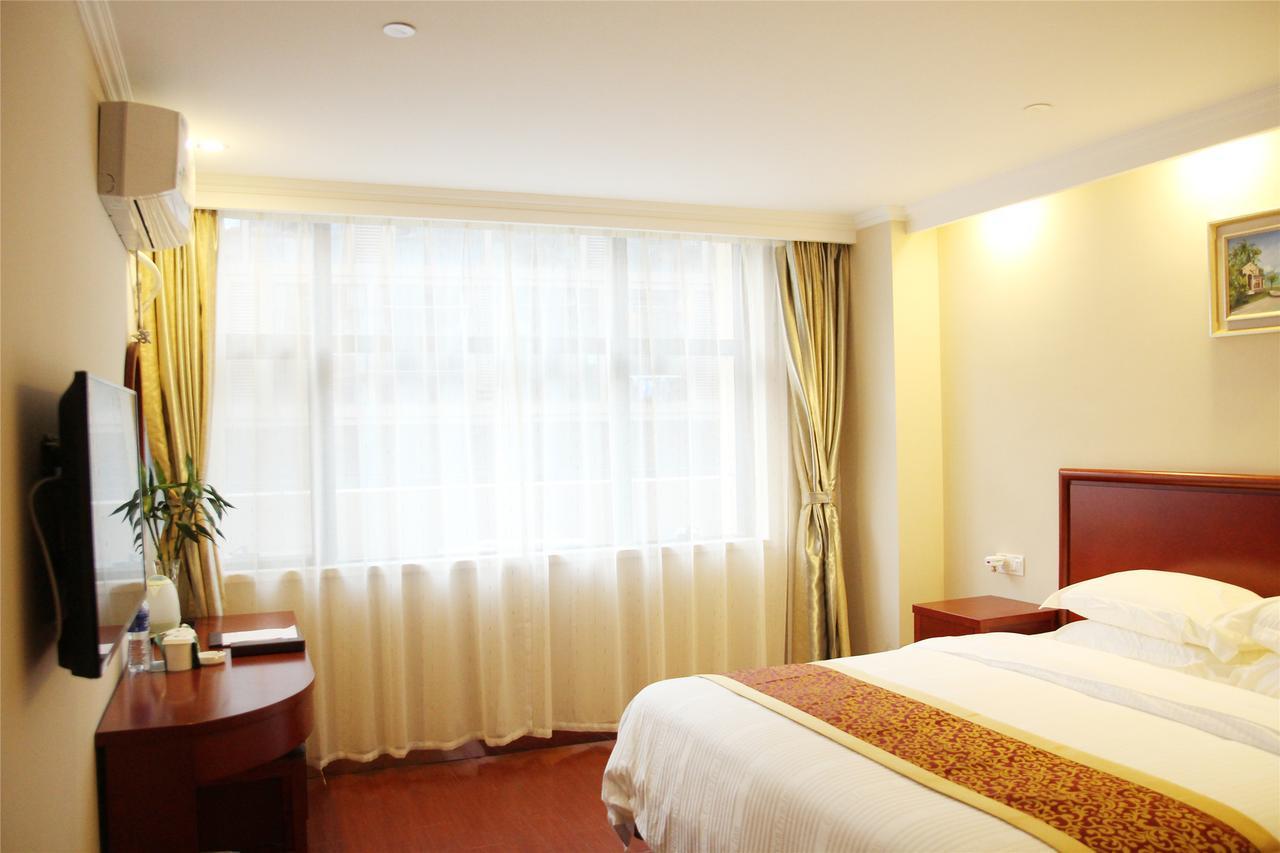 Greentree Inn High Tech Changzhi Road Subway Station Business Hotel Taiyuan  Bagian luar foto